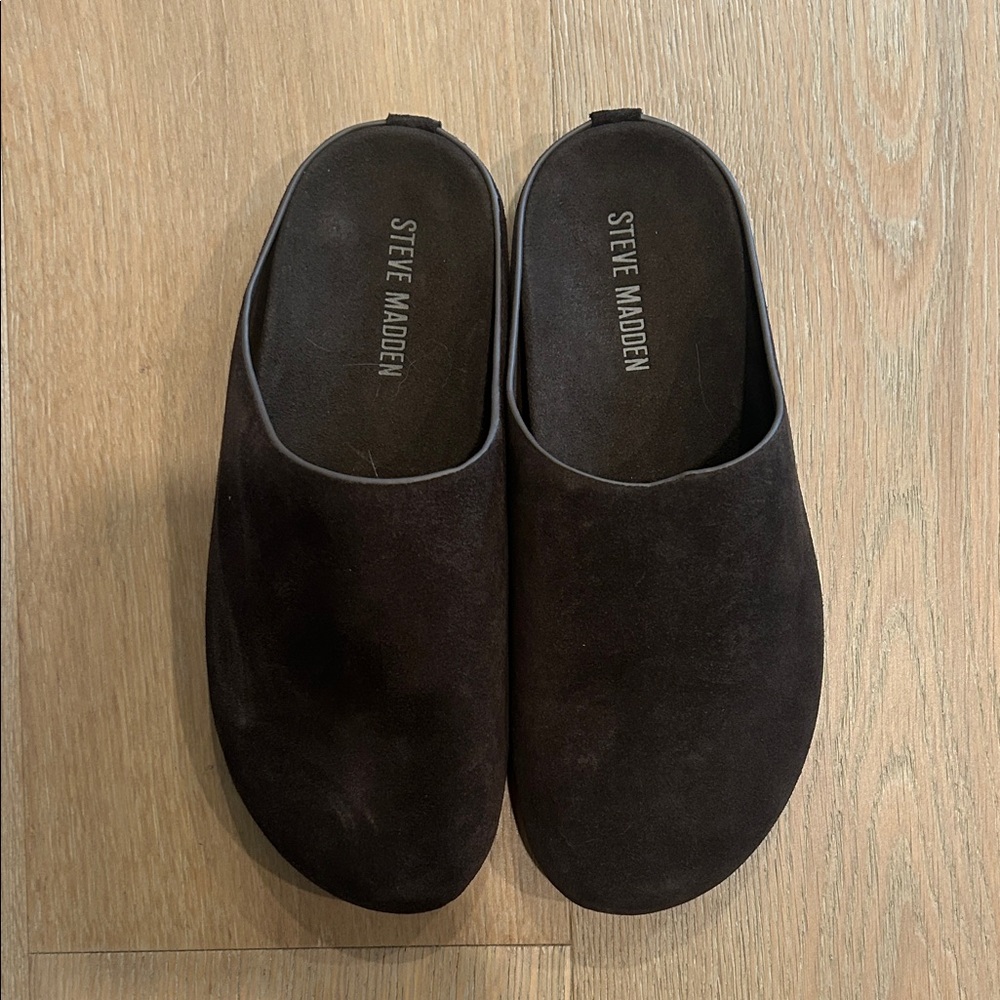 Steve Madden Fern Brown Suede Clogs